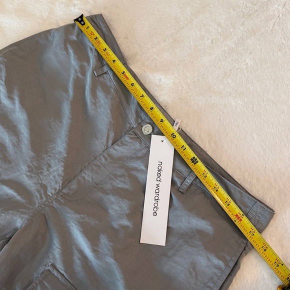 Naked Wardrobe Wide Leg Nylon Cargo Pants, Gray- size M (waist - Picture 8 of 13